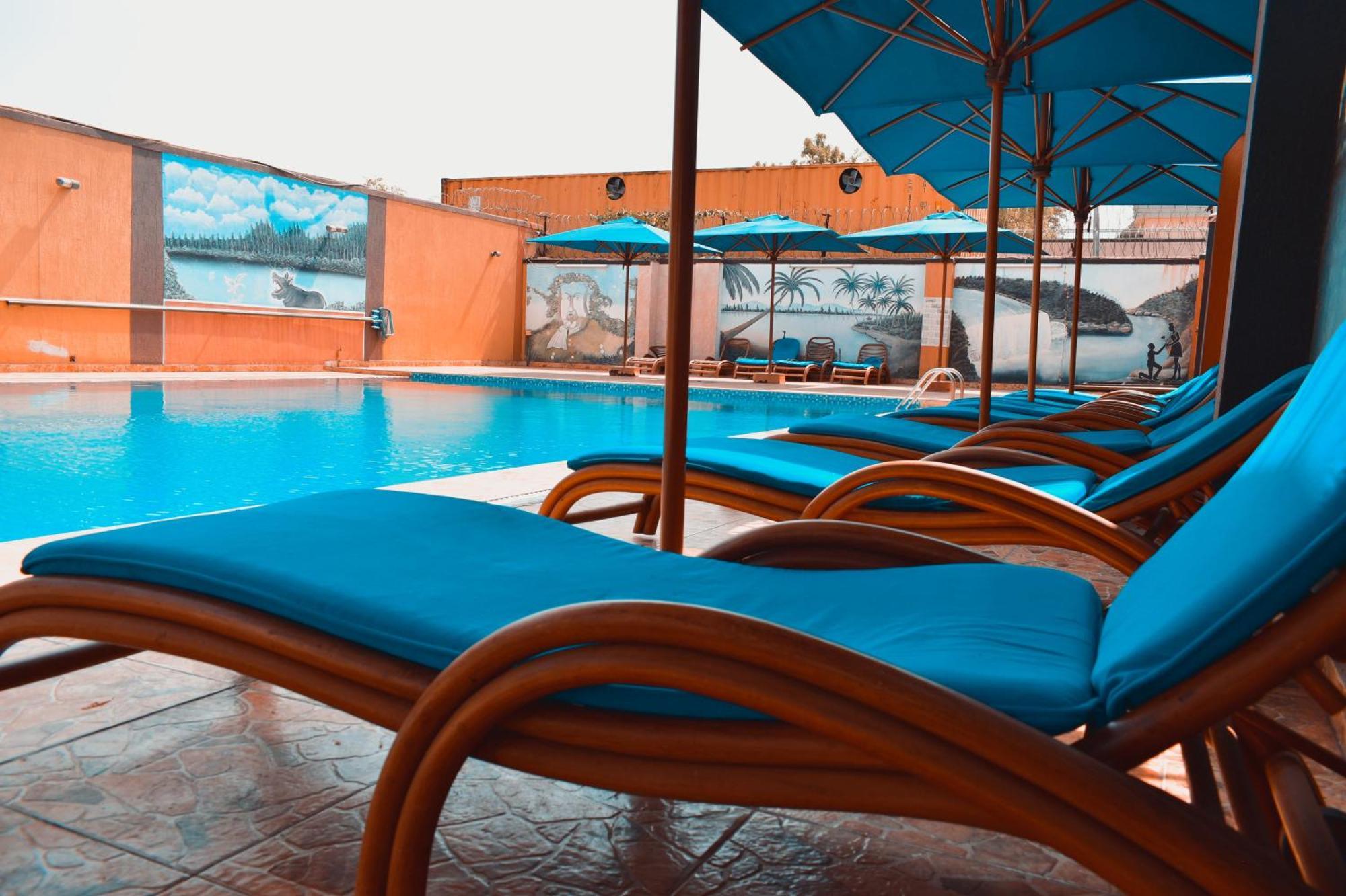 Quality Hotel Τζούμπα Εξωτερικό φωτογραφία