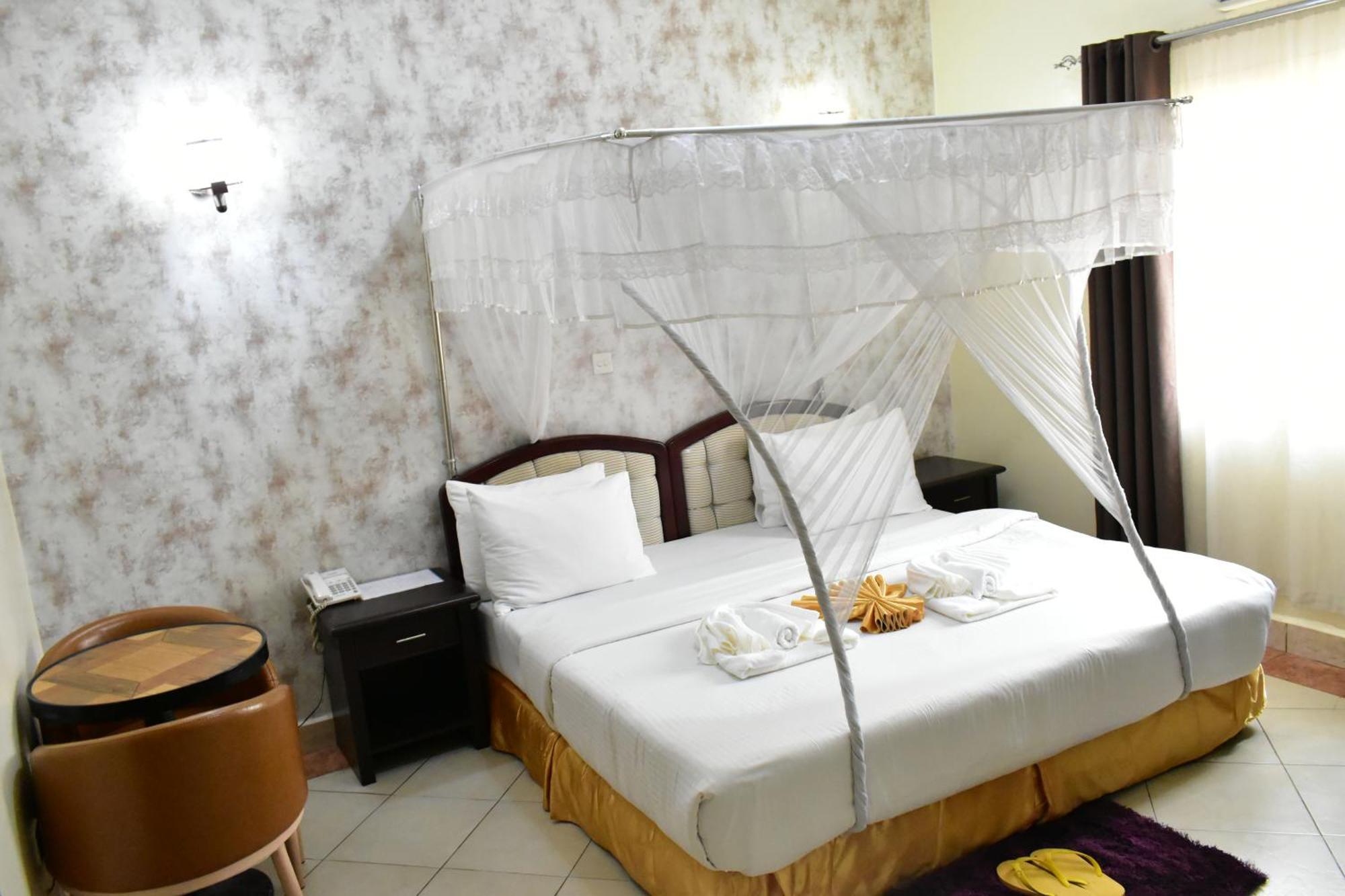 Quality Hotel Τζούμπα Εξωτερικό φωτογραφία
