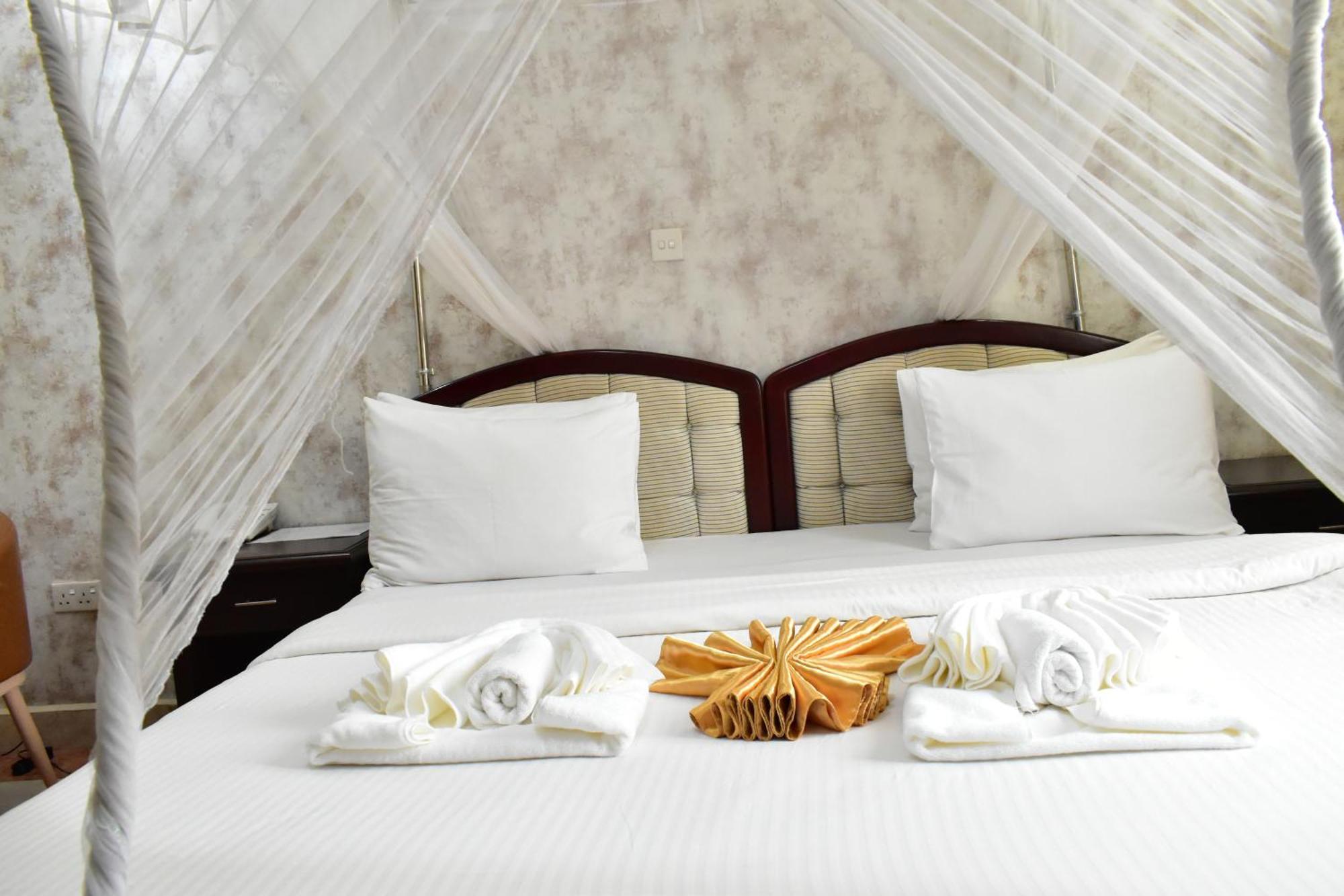 Quality Hotel Τζούμπα Εξωτερικό φωτογραφία