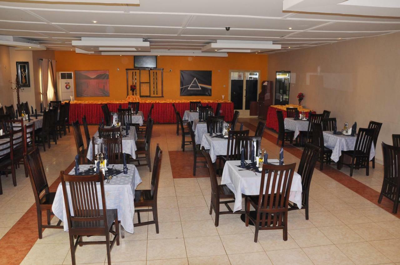 Quality Hotel Τζούμπα Εξωτερικό φωτογραφία