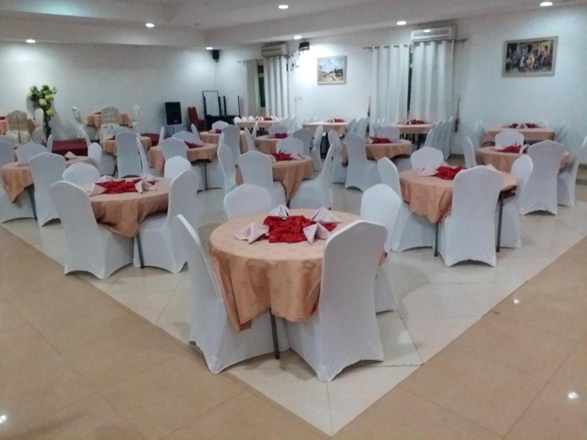 Quality Hotel Τζούμπα Εξωτερικό φωτογραφία